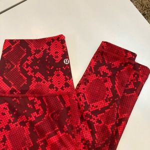 Lululemon Wunder Under Snake Print Red Leggings